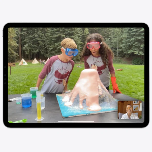 Apple iPad Pro 12.9 inches (2020) - 4th Generation -  Cellular - Image 4